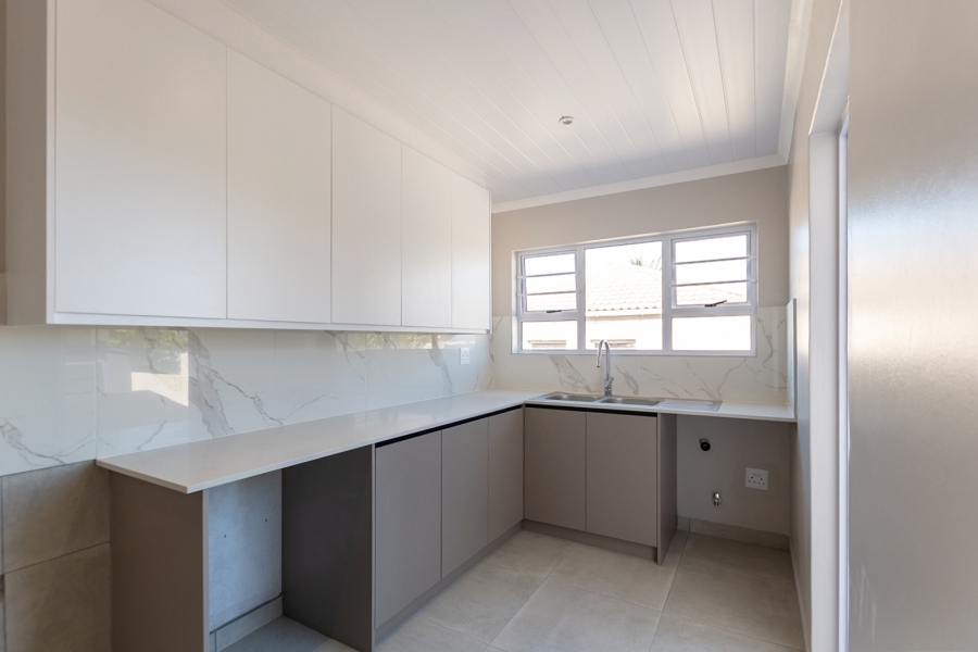 4 Bedroom Property for Sale in Country Club Western Cape